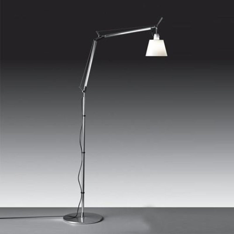 Tolomeo basculante floor con supporto terra Artemide