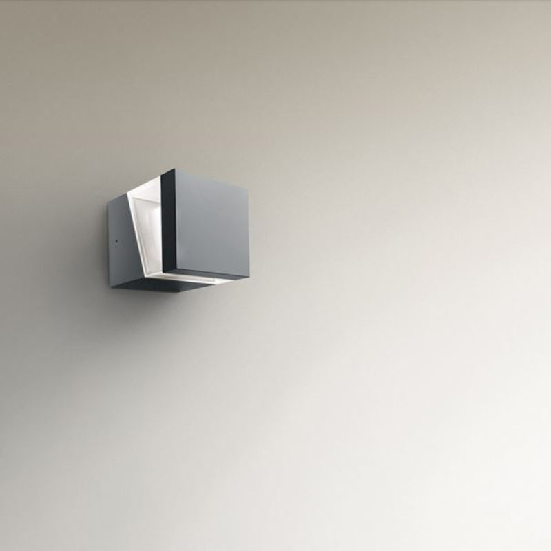 Tetragono wall Artemide