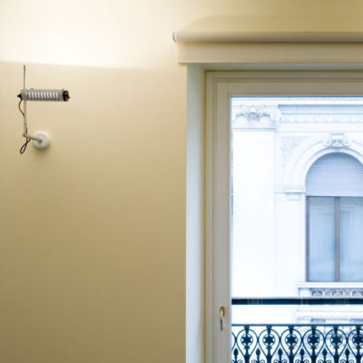 colombo-parete-soffitto-oluce