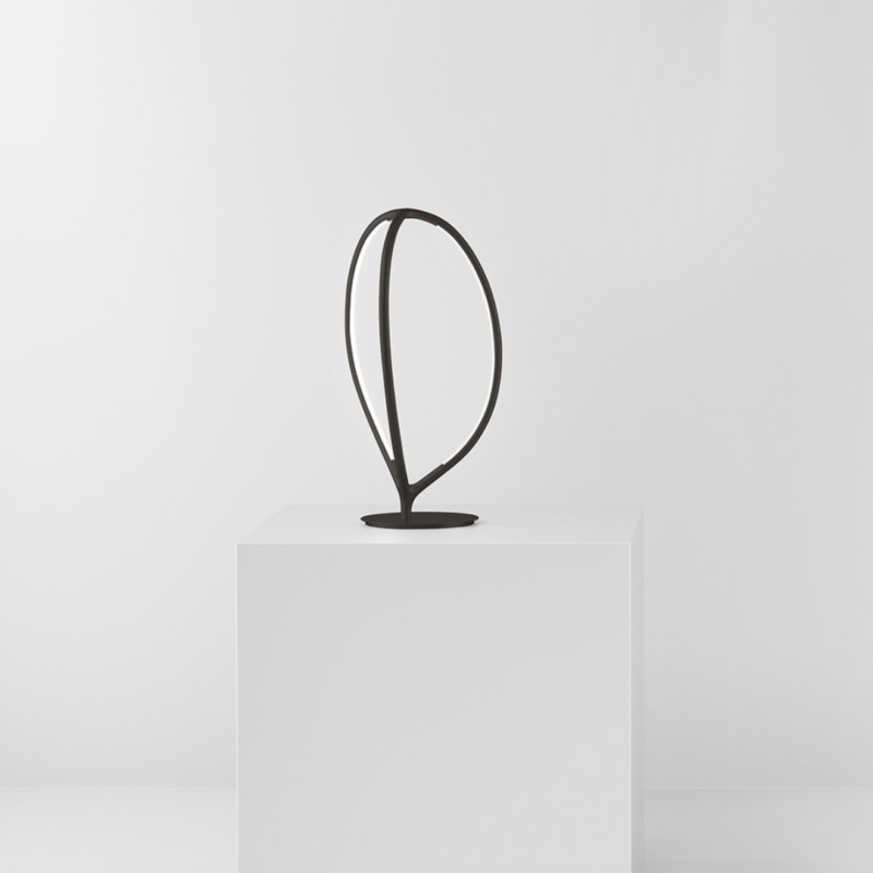 Arrival Table Artemide