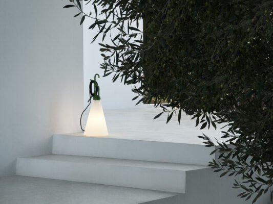 Mayday_outdoor_verde